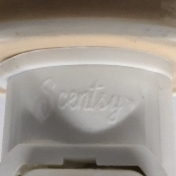 NEW! Scentsy Mini Electric Wax Warmer Plug In - Rustic Star - Picture 3 of 5